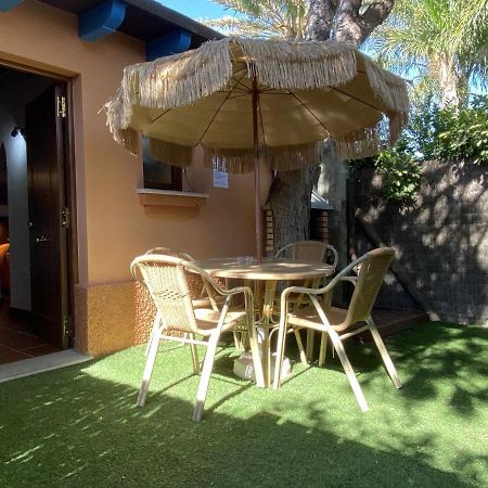 Estudio Para Pareja Con Jardincito Privado Barbaco كاديز المظهر الخارجي الصورة