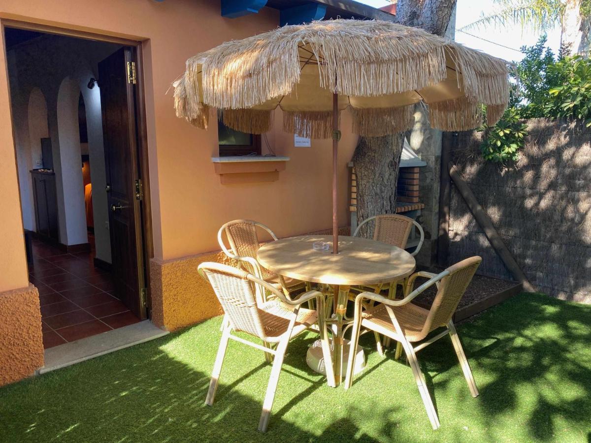 Estudio Para Pareja Con Jardincito Privado Barbaco كاديز المظهر الخارجي الصورة