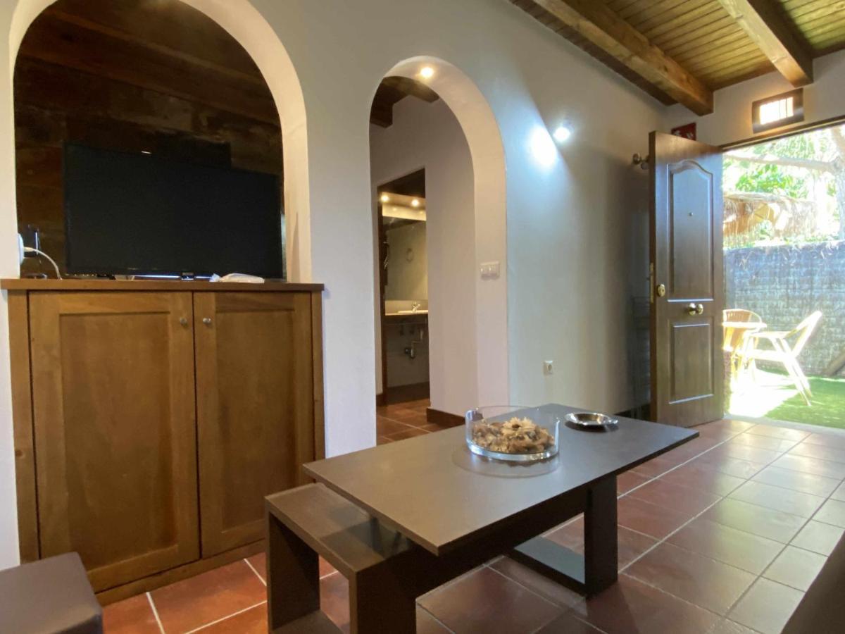 Estudio Para Pareja Con Jardincito Privado Barbaco كاديز المظهر الخارجي الصورة