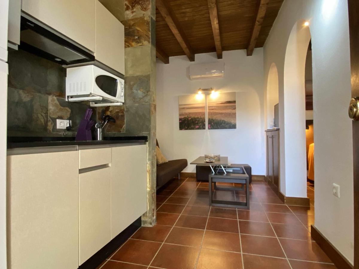 Estudio Para Pareja Con Jardincito Privado Barbaco كاديز المظهر الخارجي الصورة