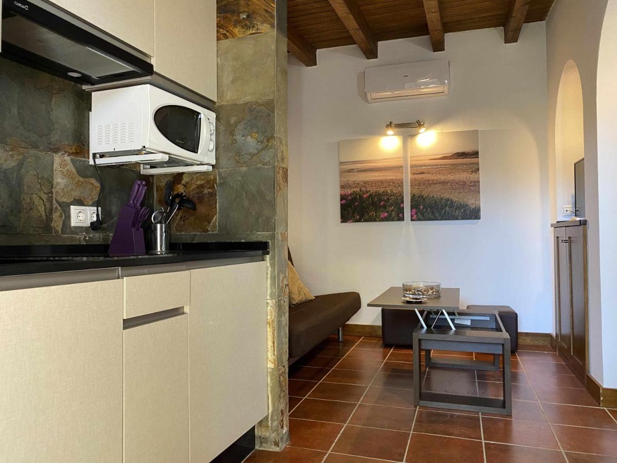 Estudio Para Pareja Con Jardincito Privado Barbaco كاديز المظهر الخارجي الصورة