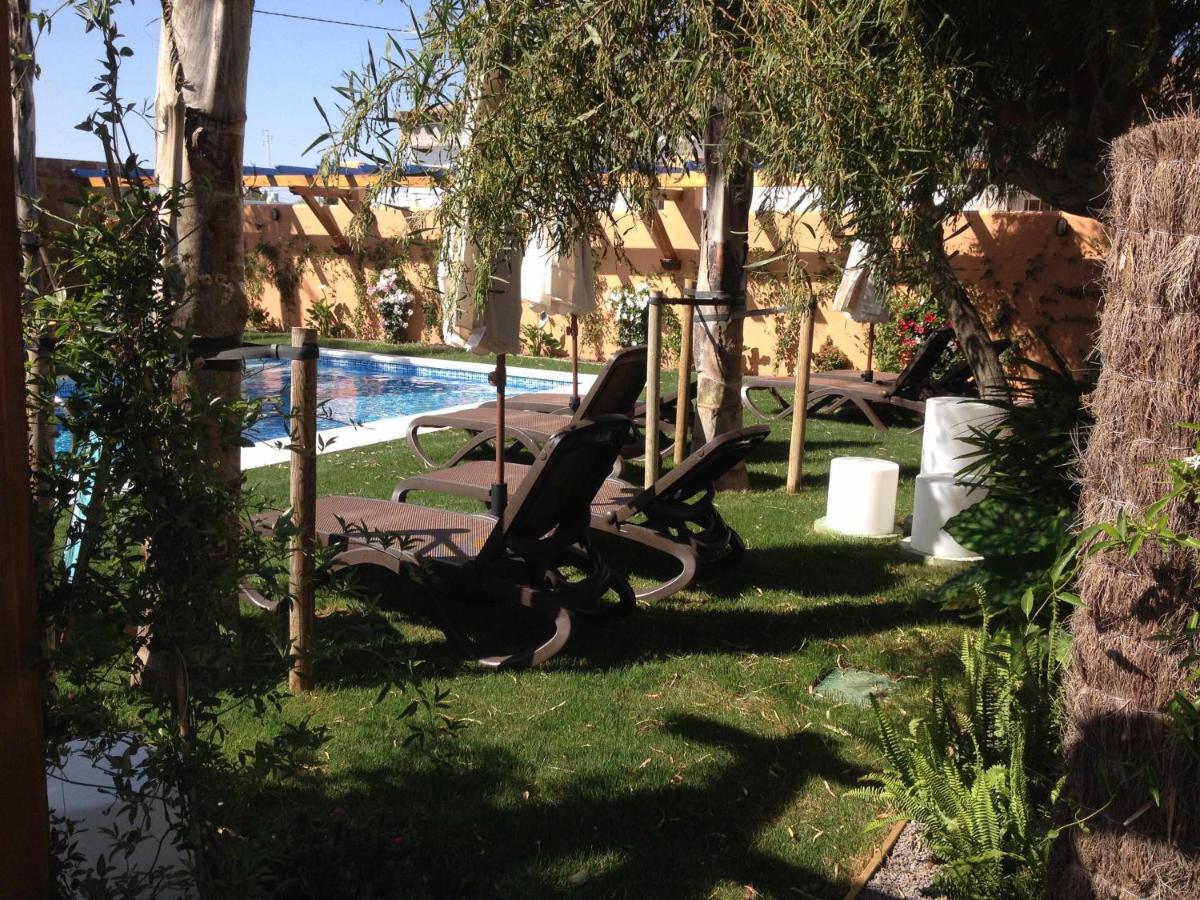 Estudio Para Pareja Con Jardincito Privado Barbaco كاديز المظهر الخارجي الصورة